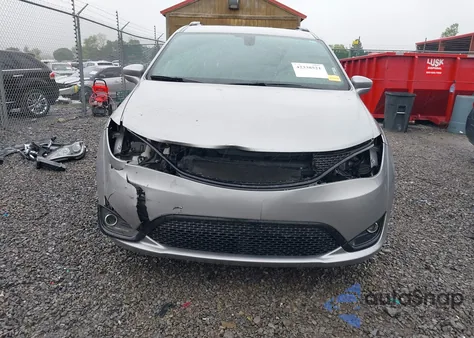 2018 Chrysler Pacifica Touring L из США, поврежденный, VIN 2C4RC1BG6JR172250